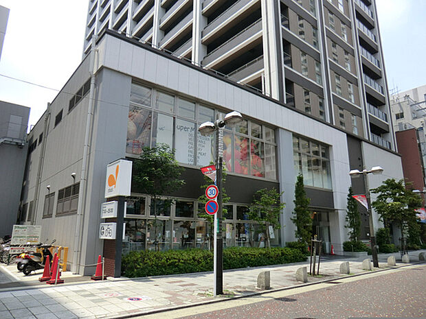 ダイエー町田店まで1025m、JR側のターミナル口近くにあるスーパー。深夜1時まで営業していますので、お帰りが遅くなった際にも便利です！