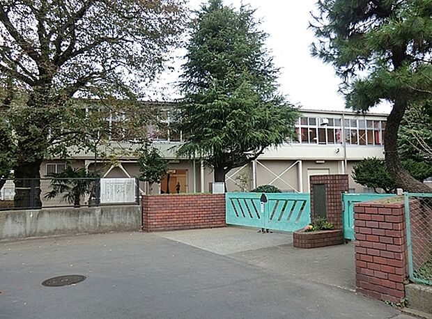 横浜市立上瀬谷小学校まで1768m