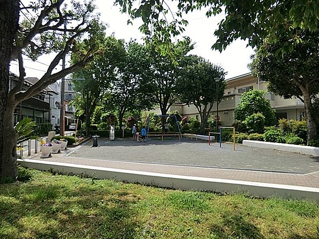 簑沢公園まで335m