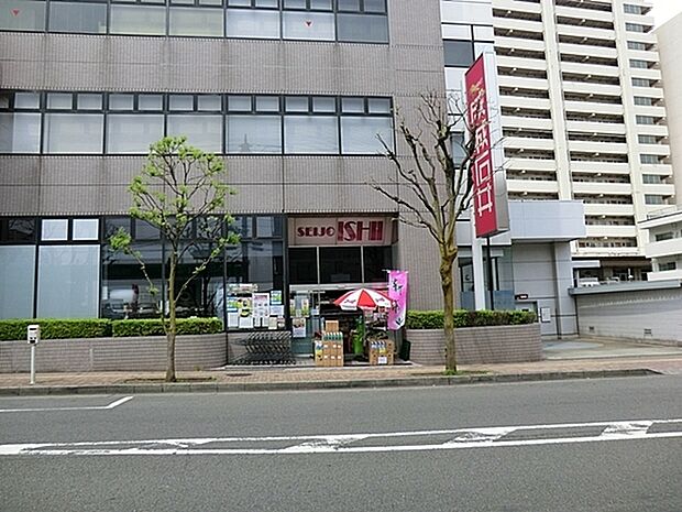 成城石井成瀬店まで685m