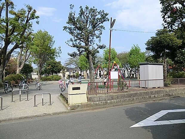 下永谷第一公園まで526m