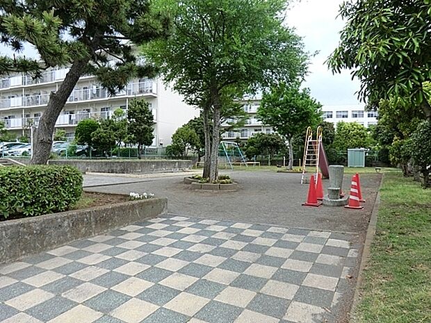 浜見山公園まで741m