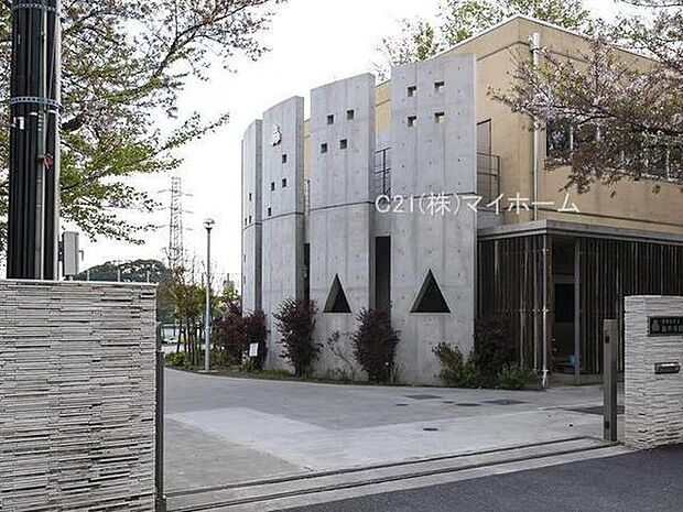 世田谷区立砧中学校まで908m