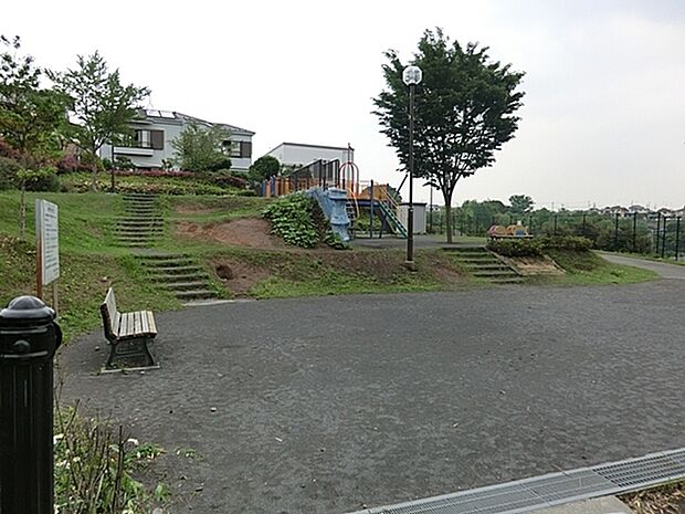 新井町千貫丸公園まで483m