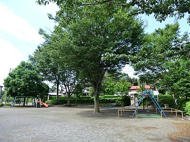 上飯田けやき公園まで1533m