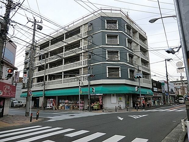 スーパーマルヤマ戸部店まで157m、掃部山公園の近くにあるスーパー。24時間営業しています!