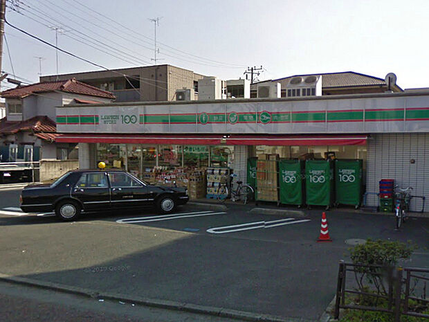 ローソンストア100 川崎観音店まで977m、便利な100円ショップ形態のコンビニ。食品も揃っていて便利です。