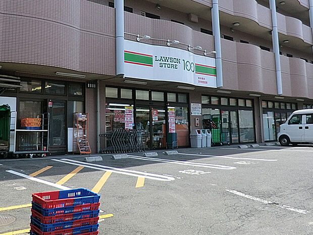 ローソンストア100善部町店まで607m、生鮮食品も扱った100円均一のコンビニです