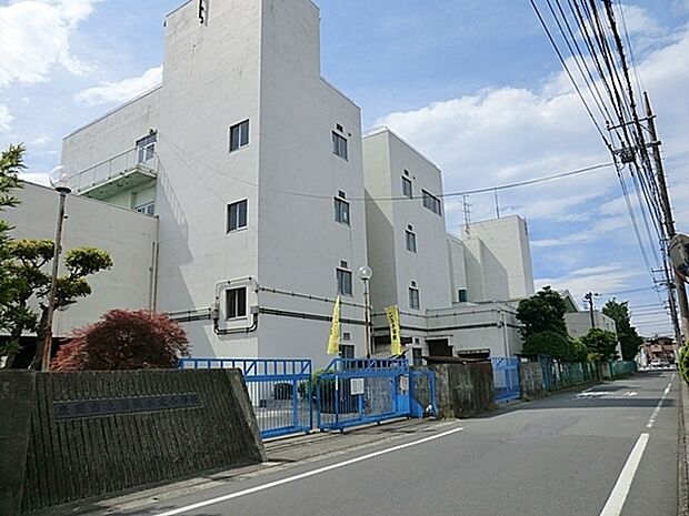 座間市立相模が丘小学校まで1265m