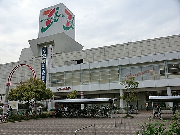 イトーヨーカドー川崎港町店まで442m、京急大師線「鈴木町」駅近くにある大型スーパーです