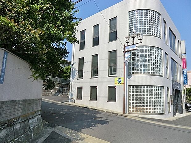 森島小児科内科クリニックまで440m
