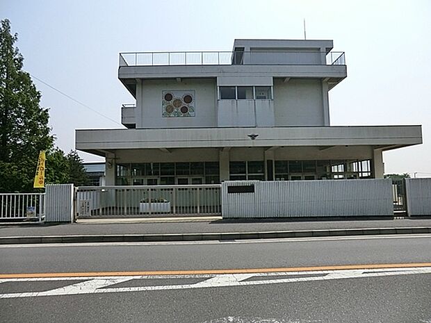 座間市立立野台小学校まで236m