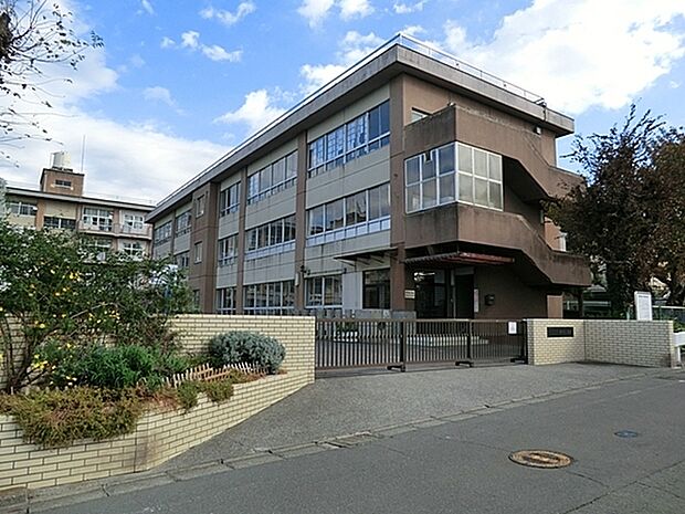 横浜市立東本郷小学校まで1006m