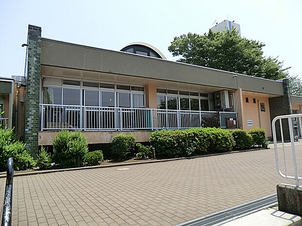 ちびっこ幼児教室まで532m