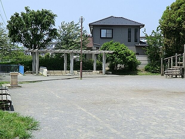善行北唐池公園まで160m