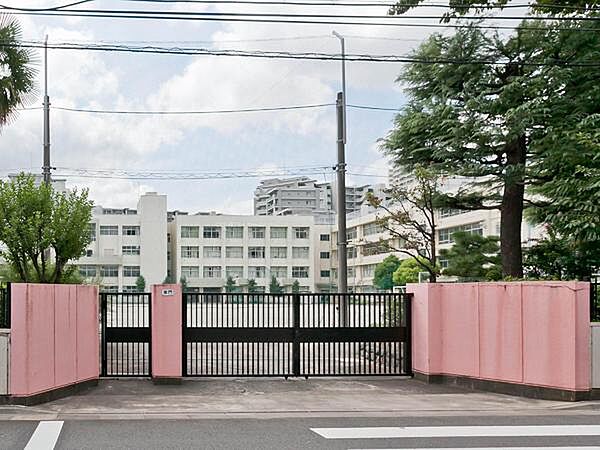 大田区立矢口中学校まで1051m