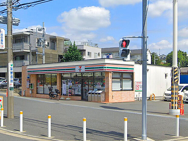 セブンイレブン横浜笹堀店まで505m、コンビニもあって便利です