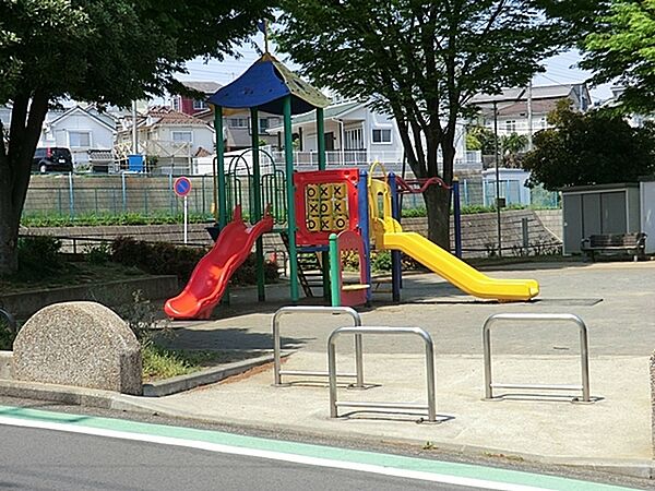 羽沢稲荷公園まで189m