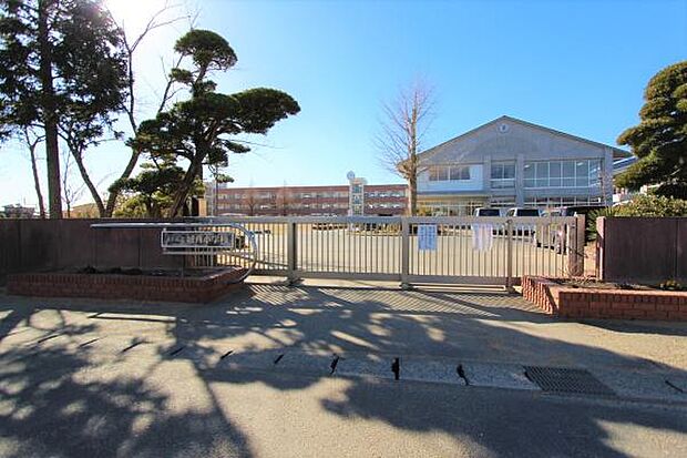 東金市立城西小学校まで800m