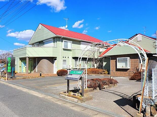 すずきこどもクリニックまで215m