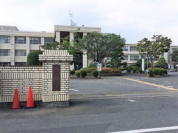 八街市役所まで5115m