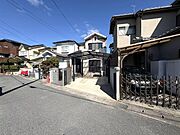 木幡駅より徒歩8分 築30年7ヶ月 2階建の賃貸物件