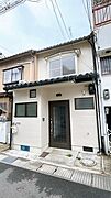 六地蔵駅より徒歩6分 築64年1ヶ月 2階建の賃貸物件