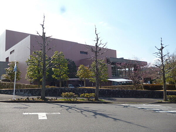 宇治市文化センターまで673m