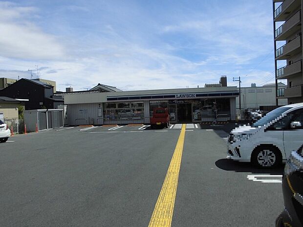 ローソン大久保茶屋裏店まで443m