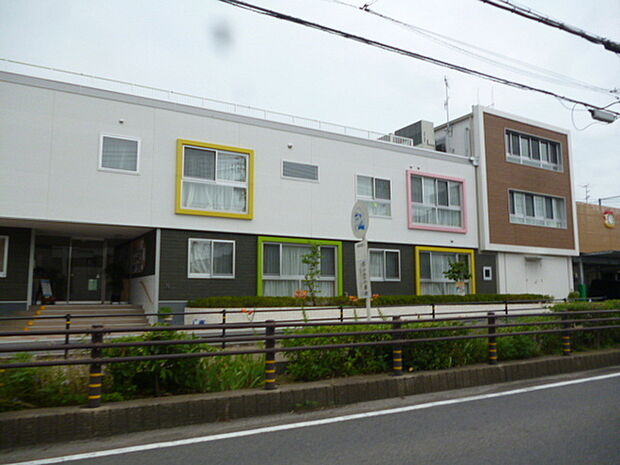 堀池幼稚園まで388m