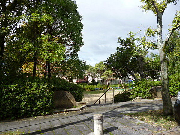 羽戸山緑地まで507m