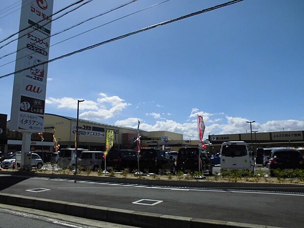ドラッグユタカ 宇治小倉店まで595m、駐車場台数244台