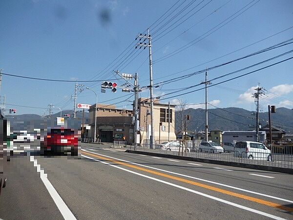 石田駅(京都地下鉄 東西線)まで854m