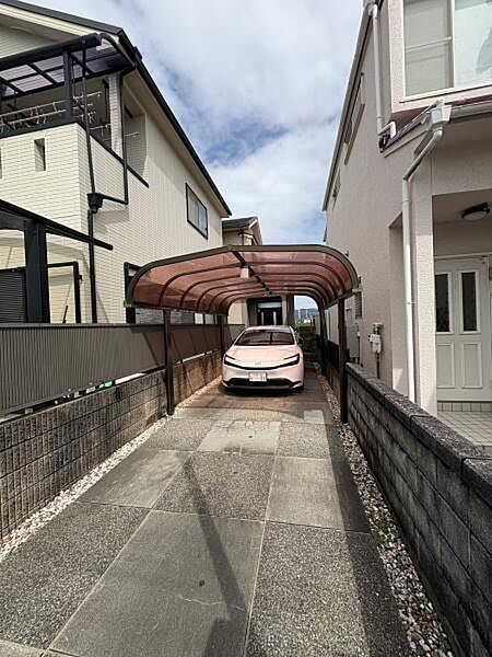 駐車2台可