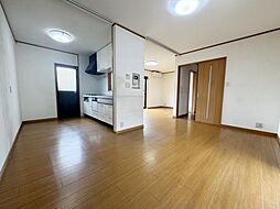 右京区西京極西衣手町 3LDKのリビング/ダイニング