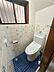 トイレ：【トイレ】お掃除のしやすいタイルが使われたトイレです。