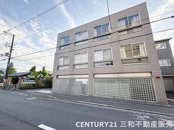 壬生大路病院まで477m、診療時間：月～金：9：00～12：00、13：30～16：30、土曜：9：00～12：00、日曜：休診日