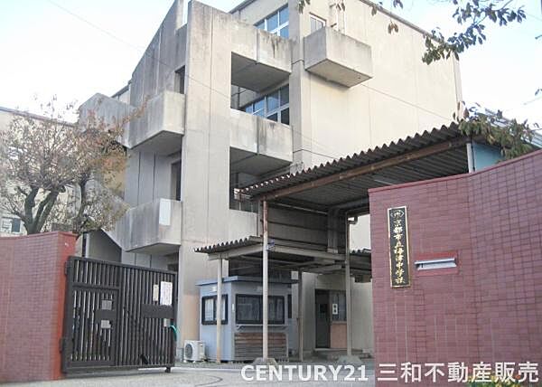 京都市立梅津中学校まで770m
