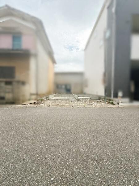 【前面道路】約5ｍの前面道路です。