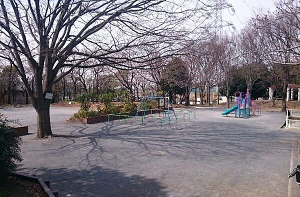 日限山公園まで340m、日限山公園