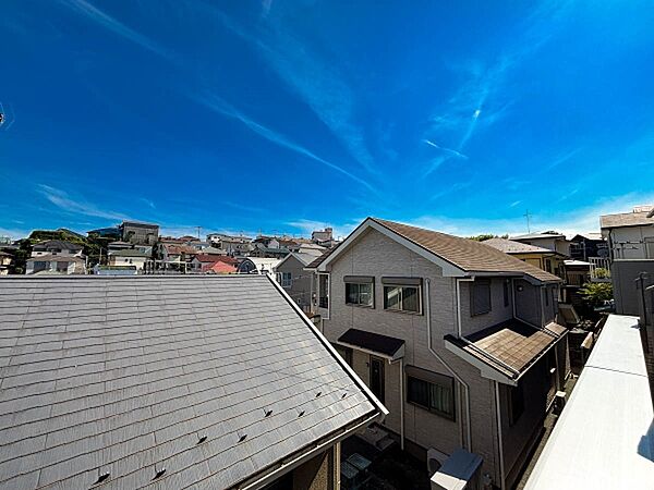 ～View～  陽当たり良好！抜け感のある眺望が魅力です。