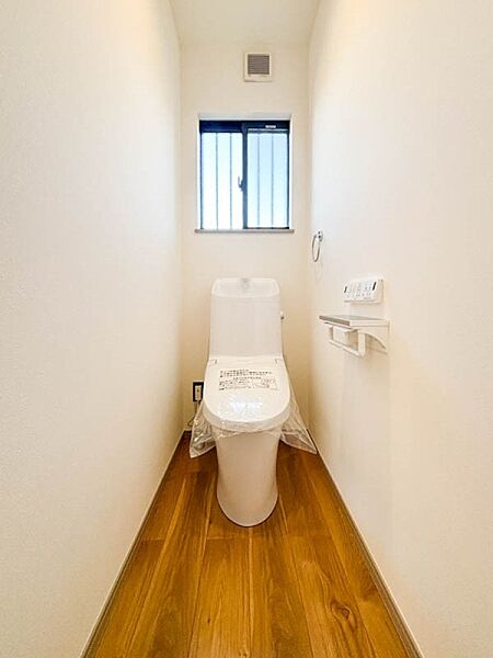 清潔感のあるトイレです
