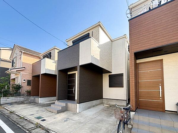 【Exterior】  圧巻の陽当たり・開放感！