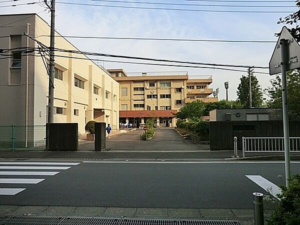 座間市立相模中学校まで1300m、座間市立相模中学校