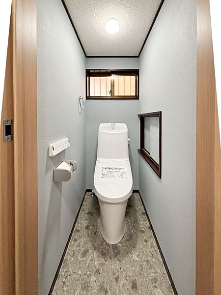 清潔感のあるトイレです