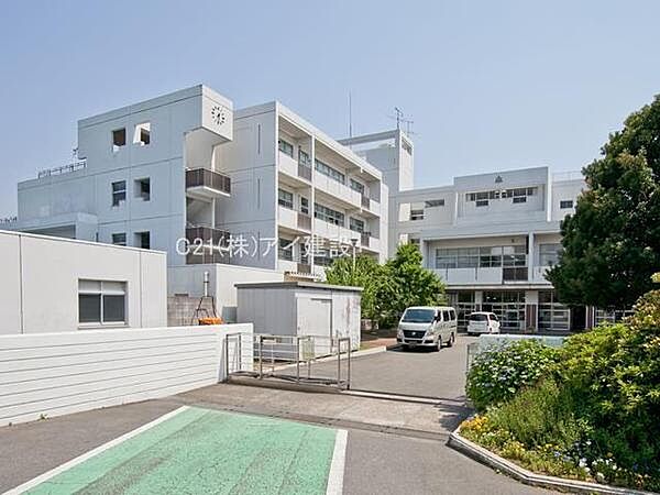 横浜市立栗田谷中学校 まで1040m、横浜市立栗田谷中学校
