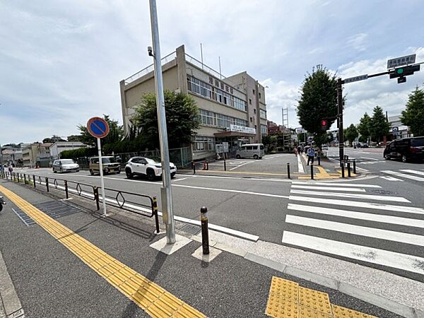 神奈川県警察 港南警察署まで130m、神奈川県警察 港南警察署