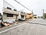 その他：カースペース2台完備しています。前面道路とフラットなカースペースなので、ストレスなく駐車していただけます。