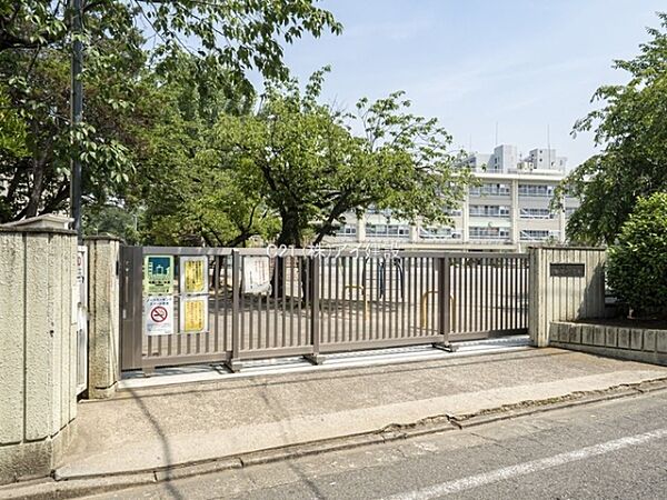 川崎市立幸町小学校まで960m、川崎市立幸町小学校
