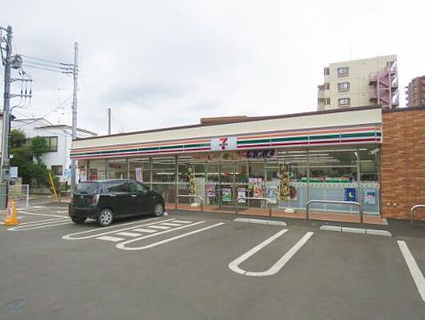 セブンイレブン座間相武台前店まで870m